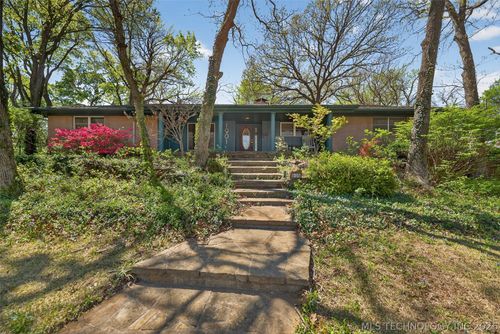 1901 Skyline Pl, Bartlesville, OK, 74006-6136 | Card Image