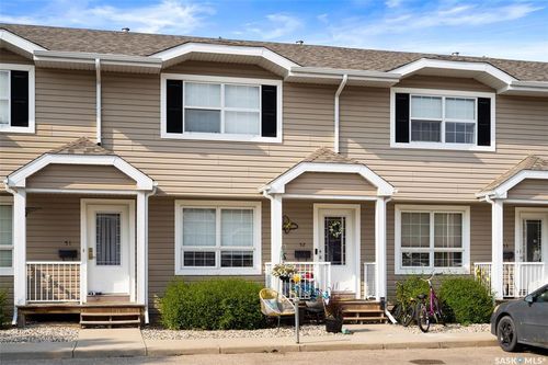 52-4901 Child Ave, Regina, SK, S4X4T7 | Card Image