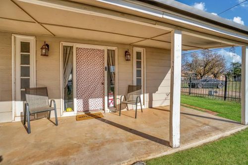 110 W Davis St, Tipton, OK, 73570 | Card Image