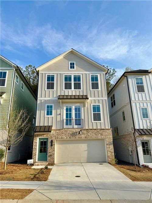 102 Pinecone Pkwy, Alpharetta, GA, 30022-8231 | Card Image