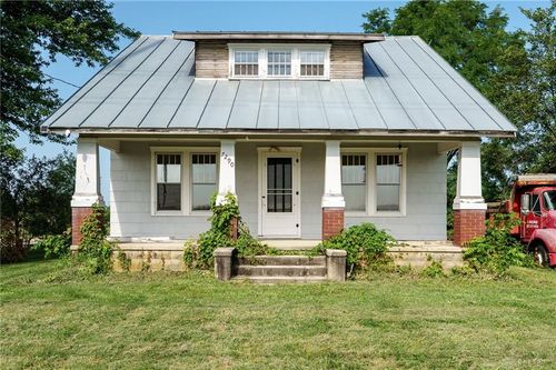 7290 Peters Rd, Tipp City, OH, 45371-2041 | Card Image