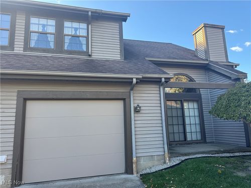 unit-4-3811 Northwoods Ct Ne, Warren, OH, 44483-4583 | Card Image