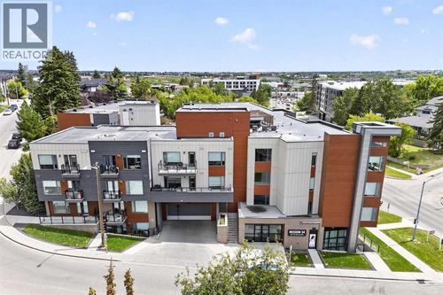 93 34 Ave Sw, Calgary, AB, T2S3H4 | Card Image