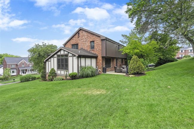 2616 Cedarvue Dr, House other with 4 bedrooms, 4 bathrooms and 2 parking in Pittsburgh PA | Image 41