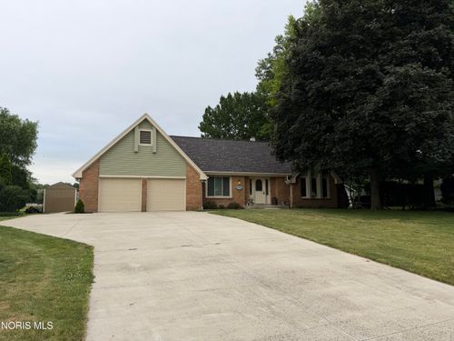 2956 Byrnwyck W, Maumee, OH, 43537-9645 | Card Image