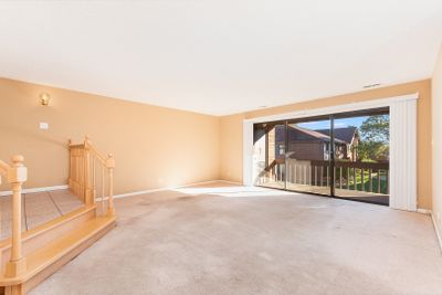 128 - 56 Parliament Drive W, Condo with 2 bedrooms, 2 bathrooms and 1 parking in Palos Heights IL | Image 3