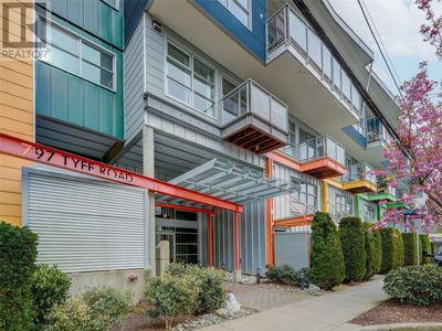 408 - 797 Tyee Rd, Condo with 2 bedrooms, 2 bathrooms and 1 parking in Victoria BC | Image 1