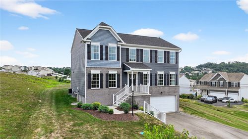 100 Foxhound Dr, Pittsburgh, PA, 15236-4282 | Card Image