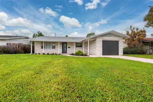 150 87th Ave N, St Petersburg, FL, 33702-3710 | Card Image