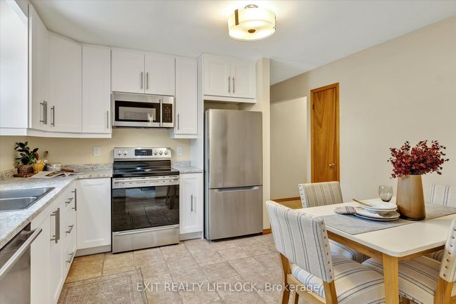 868 Lily Lake Rd, House other with 4 bedrooms, 2 bathrooms and 6 parking in Selwyn ON | Image 18