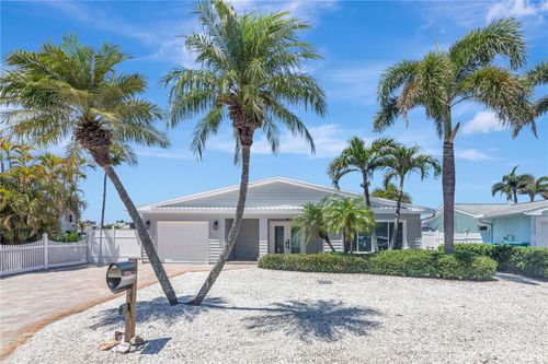 308 173rd Ave E, NORTH REDINGTON BEACH, FL, 33708-1333 | Card Image