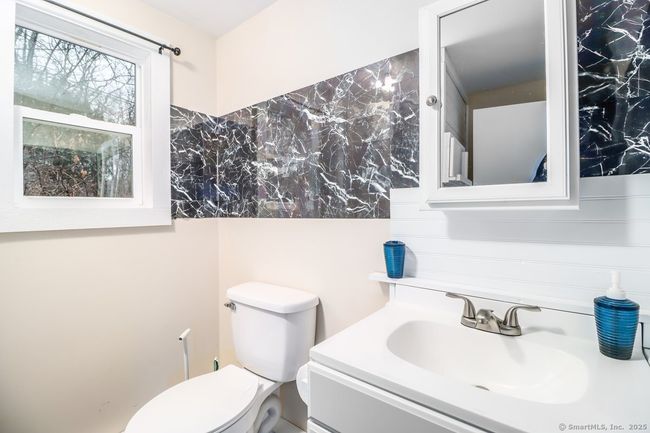 228 Route 165, House other with 3 bedrooms, 3 bathrooms and 6 parking in Preston CT | Image 8