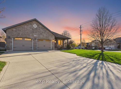 319 Gingrich Cres, Port Elgin, ON, N0H2C1 | Card Image