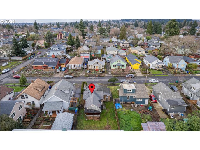 Francis St, Portland, OR 97206