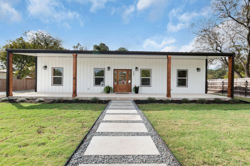 430 W South St, Bertram, TX, 78605-4505 | Card Image