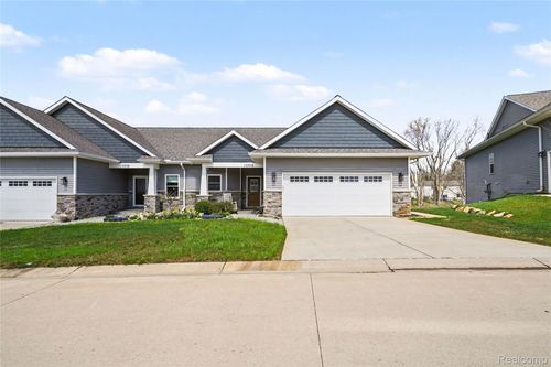 13332 Julie Anne Ct, Fenton, MI, 48430-3009 | Card Image