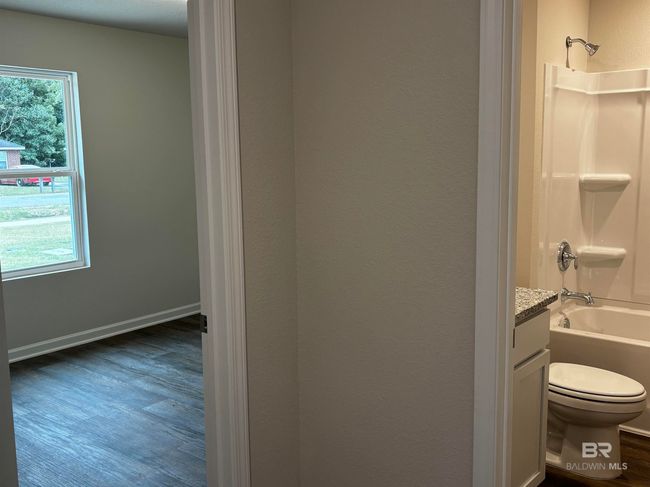 13765 Shea Cir, House other with 4 bedrooms, 2 bathrooms and null parking in Foley AL | Image 5