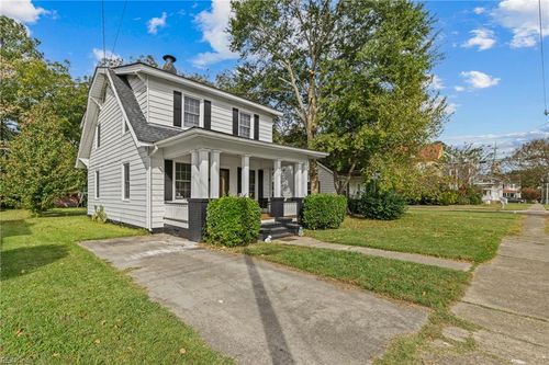 203 Saint James Ave, Suffolk, VA, 23434-5730 | Card Image