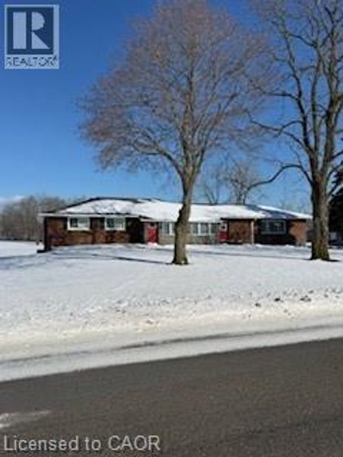 379 Ridge Rd E, Beamsville, ON, L0R1B2 | Card Image