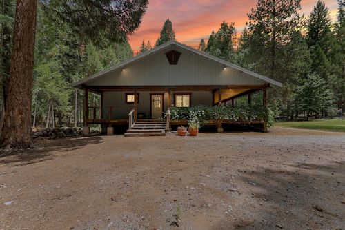 30704 Hagen Flat Road, Big Bend, CA, 96011 | Card Image
