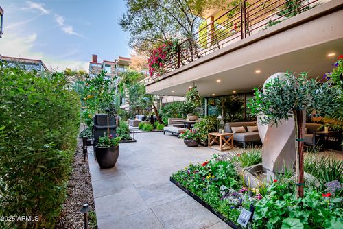 3002-7167 E Rancho Vista Dr, Scottsdale, AZ, 85251-1496 | Card Image