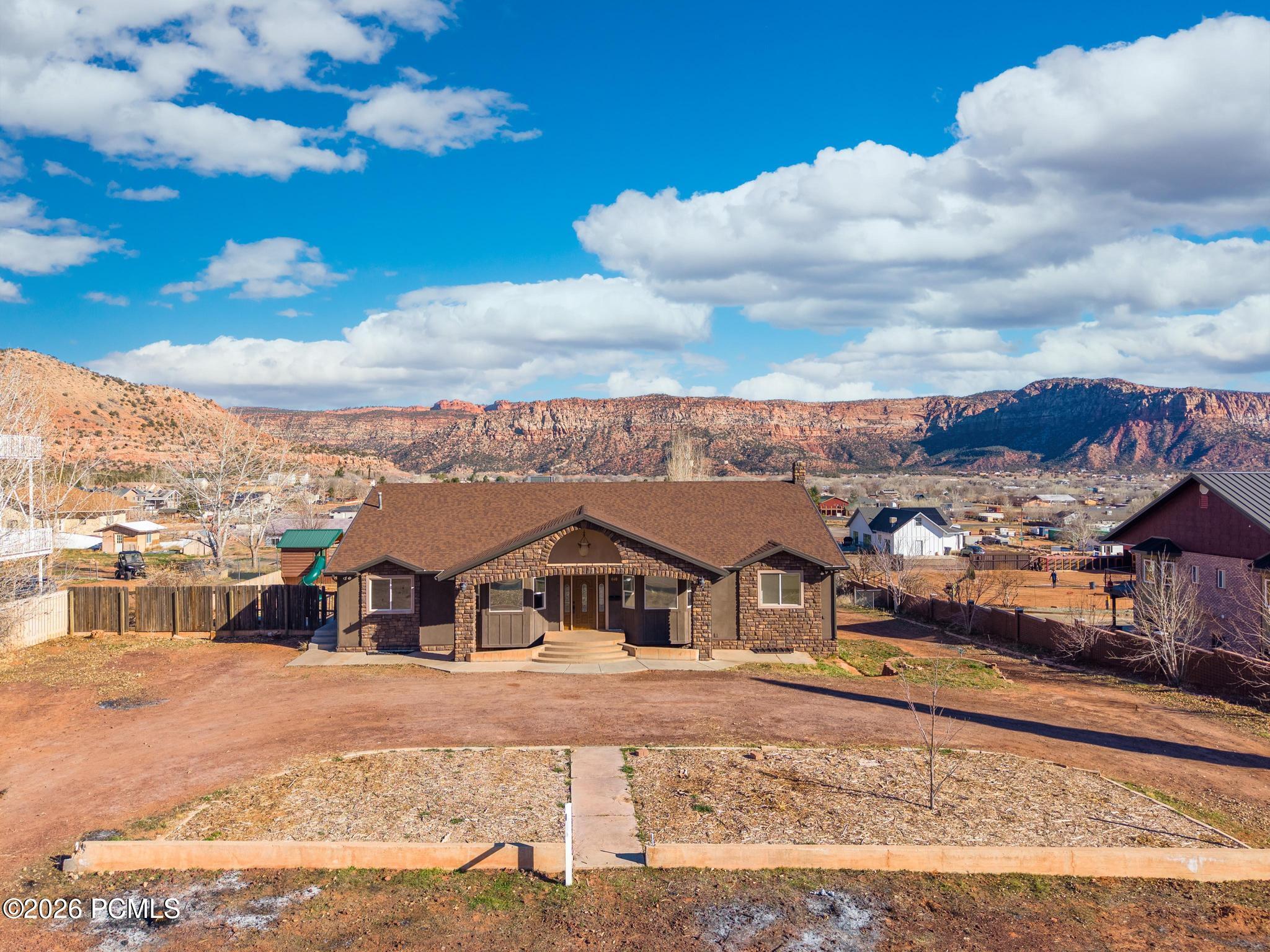 Residential in Hildale
