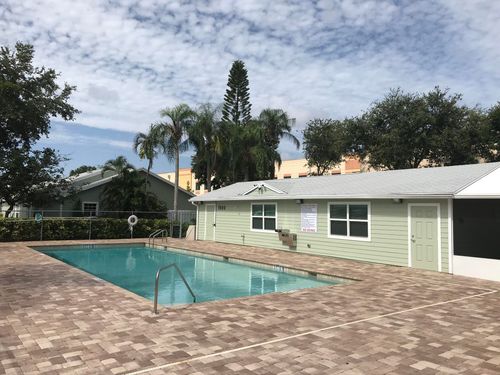 1534 Royal Forest Ct, West Palm Beach, FL, 33406-5611 | Card Image