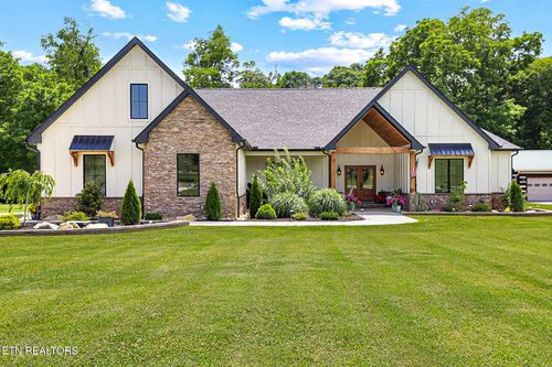 1945 River Mist Cir, New Market, TN, 37820-3146 | Card Image