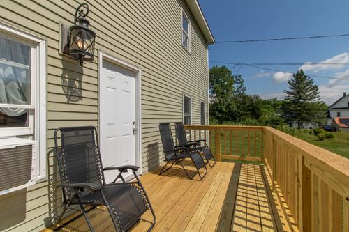 207 Pine St, North Troy, VT, 05859-9305 | Card Image