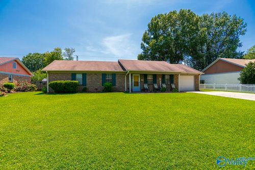 1613 Thomas Dr Sw, Decatur, AL, 35601-2750 | Card Image