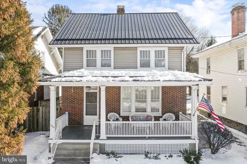 423 S Potomac St, WAYNESBORO, PA, 17268-1906 | Card Image