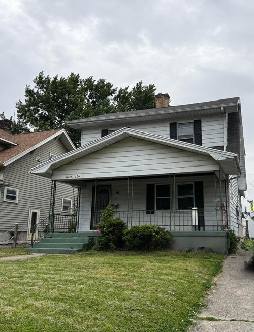 121 Fernwood Ave, Dayton, OH, 45405-2620 | Card Image