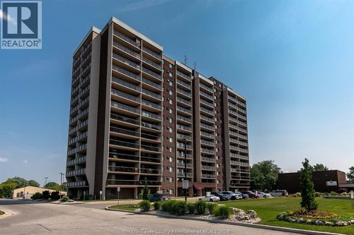 180e-9099 Riverside Drive E, Windsor, ON, N8S4P9 | Card Image