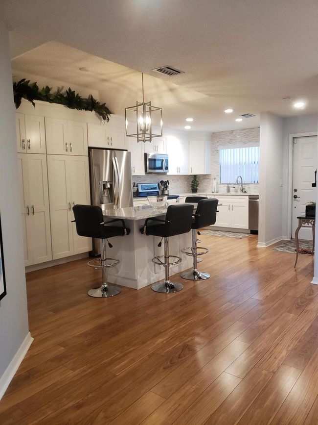 APT-2 - 6021 Se Landing Way, Condo with 2 bedrooms, 2 bathrooms and null parking in Stuart FL | Image 5