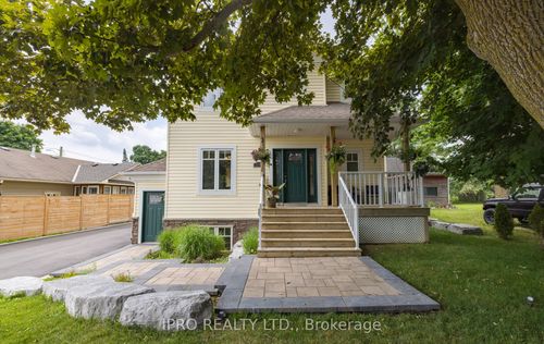210 Main St N, Acton, ON, L7J1W9 | Card Image