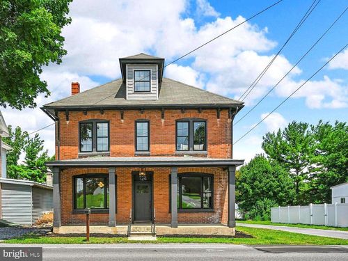 124 N Sheridan Rd, NEWMANSTOWN, PA, 17073-9103 | Card Image