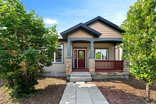 195 Bridgeland Dr N, Winnipeg, MB, R3Y0A9 | Card Image