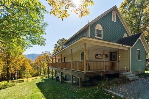 117 Horseshoe Dr, Brownsville, VT, 05037-4403 | Card Image