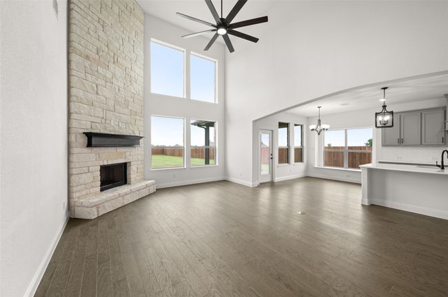 12912 Little Wolf- Living Room-2 | Image 10