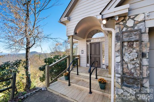 481 Overlook Dr, Mars Hill, NC, 28754-5686 | Card Image