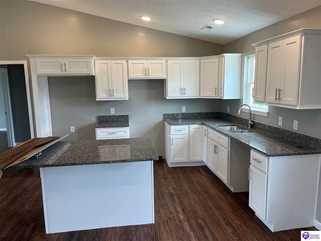 19089 Sonora Hardin Springs Rd, House other with 3 bedrooms, 2 bathrooms and null parking in Eastview KY | Image 5
