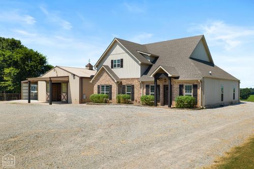 176 County Road 107, Jonesboro, AR, 72404-1002 | Card Image