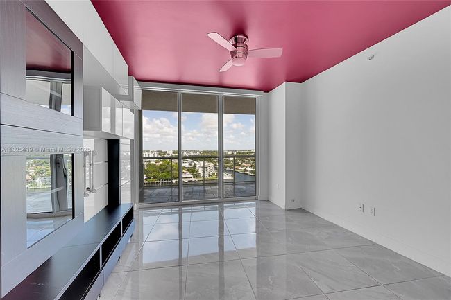 APT-1211 - 1 N Ocean Blvd, Condo with 2 bedrooms, 2 bathrooms and null parking in Pompano Beach FL | Image 24