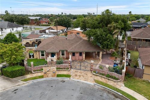 2805 Norma Ave, McAllen, TX, 78503-8645 | Card Image