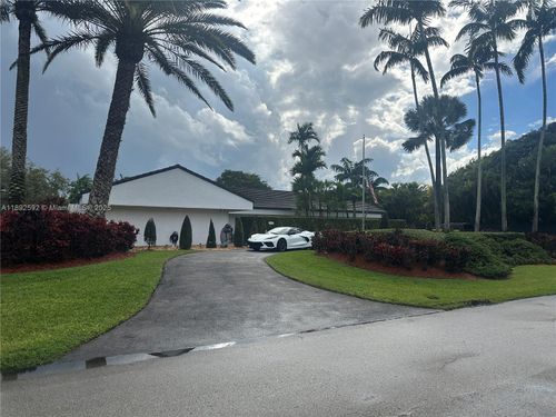 8050 Sw 170th St, Palmetto Bay, FL, 33157-4731 | Card Image