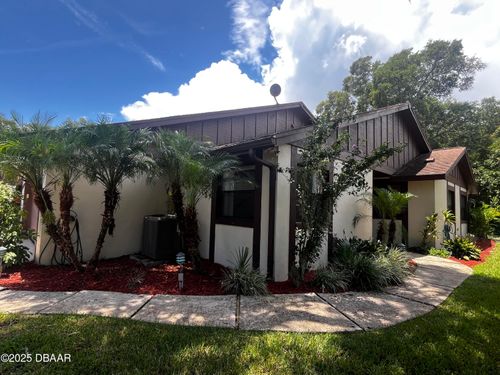 8 Ridge Trl, ORMOND BEACH, FL, 32174-4938 | Card Image