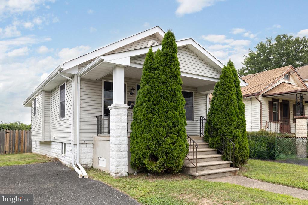 Valley Rd, Mount Ephraim, NJ 08059