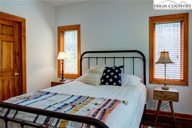 9D - 202 Pleasant Vw, Condo with 2 bedrooms, 2 bathrooms and null parking in Sugar Mountain NC | Image 36