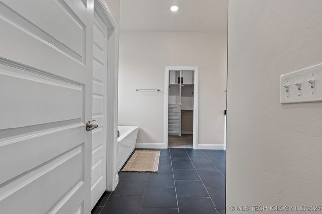 714 Prairie View Rd, House other with 4 bedrooms, 3 bathrooms and null parking in Ardmore OK | Image 30