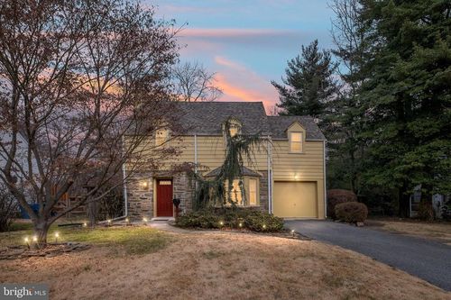 805 Woodsdale Rd, WILMINGTON, DE, 19809-2244 | Card Image